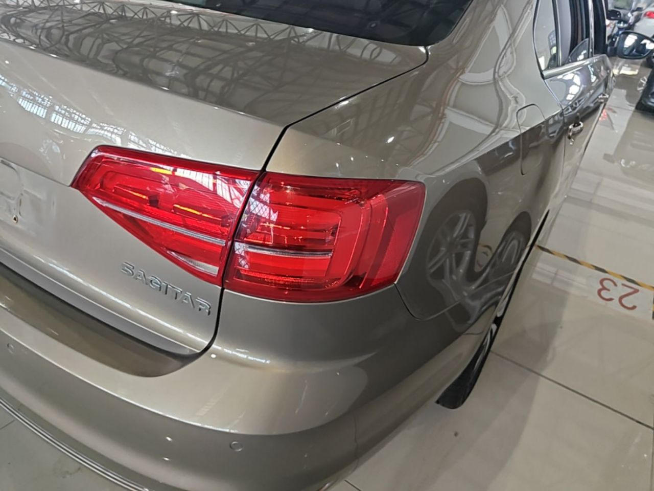 Sagitar 2017 1.6L AT Comfort photo 2