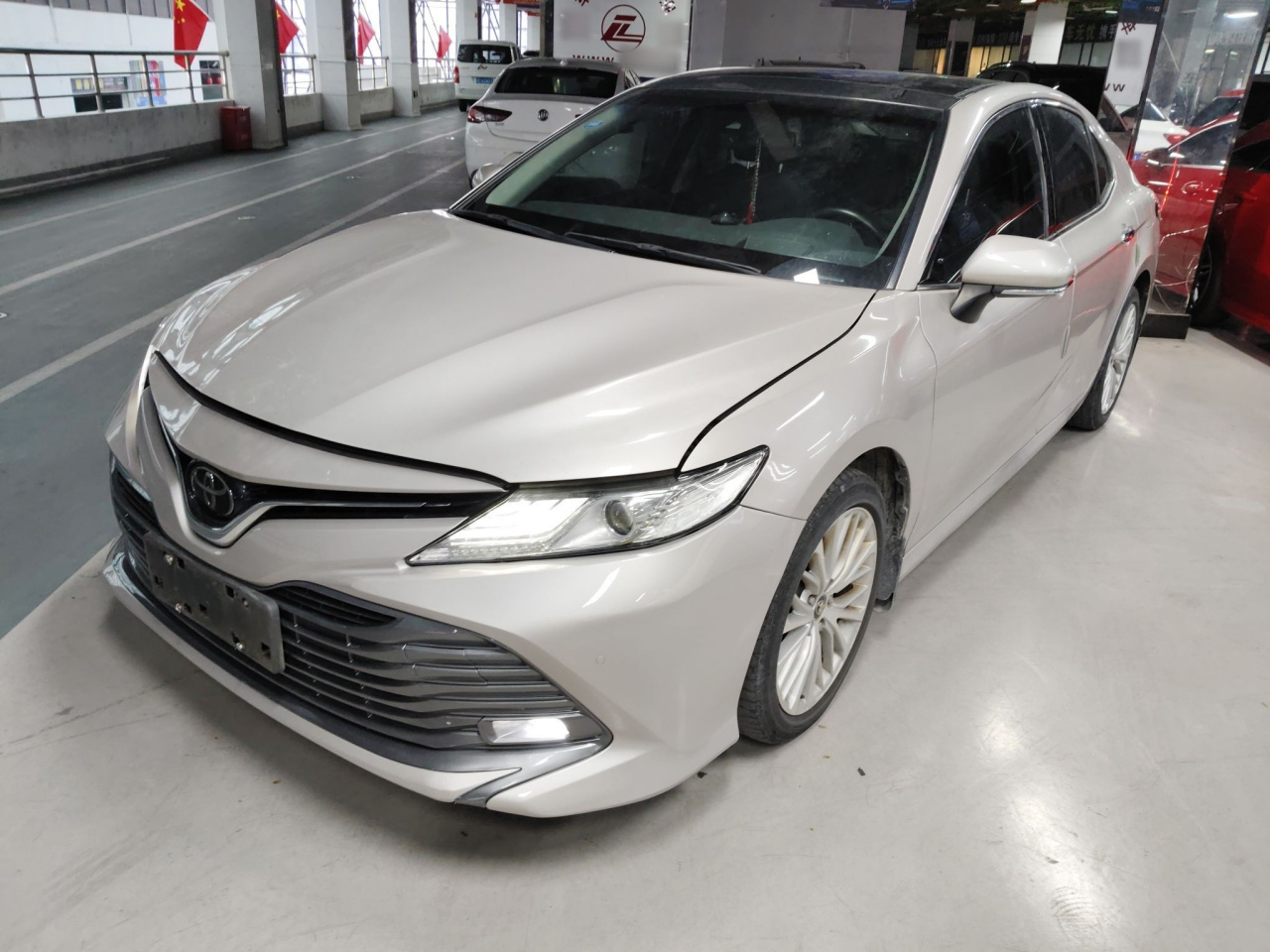 Camry 2018 2.5G Luxury