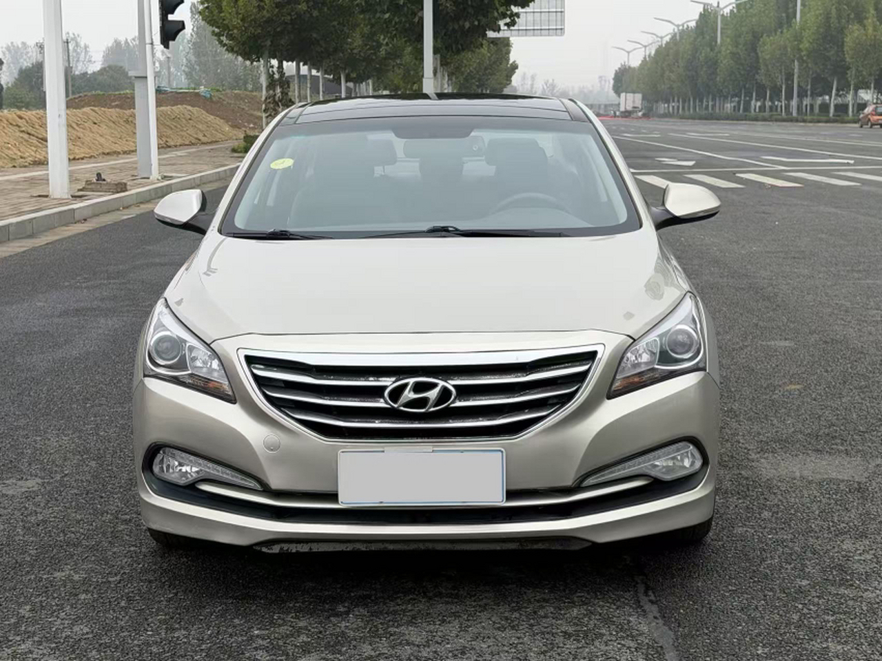 Mistra 2014 1.8L AT Premium DLX photo 4