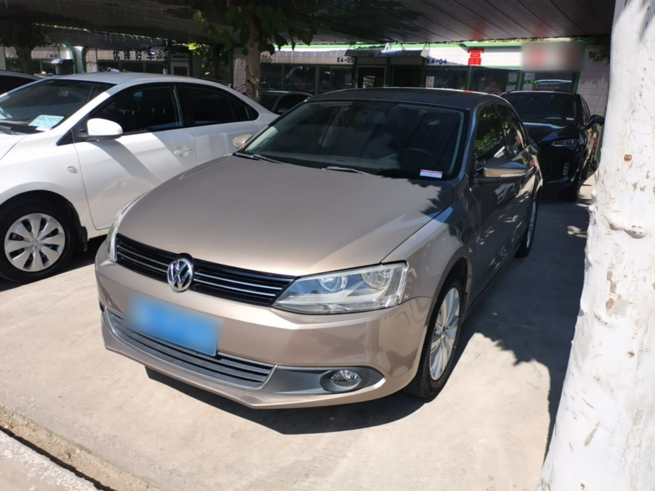 Sagitar 2014 Facelift 1.6L AT Leading