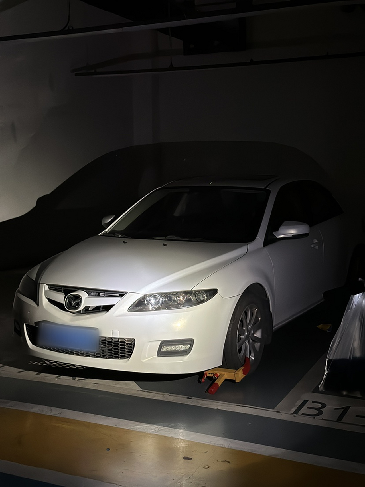 6 2013 2.0L AT Fashion photo 3