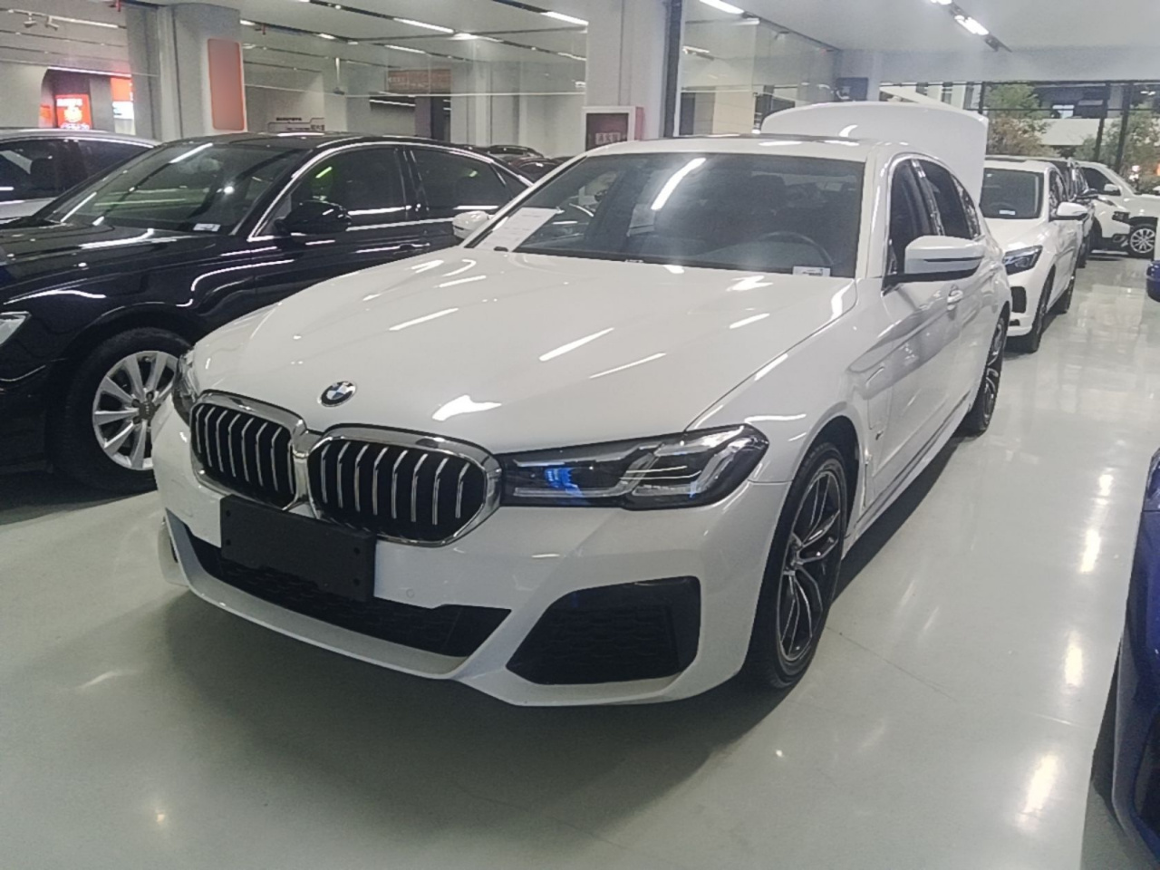 5 Series EV 2022 535Le M Sport Package