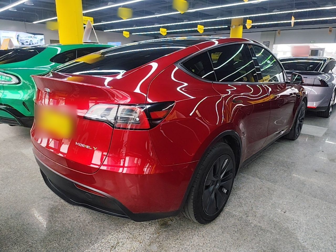 Model Y 2024 RWD photo 4