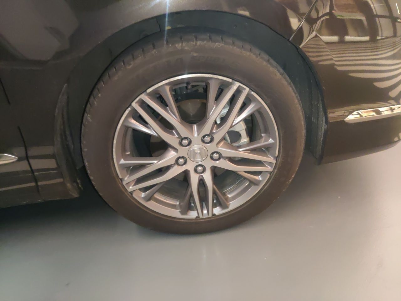 Elysion 2019 2.0L Hybrid Luxury photo 5