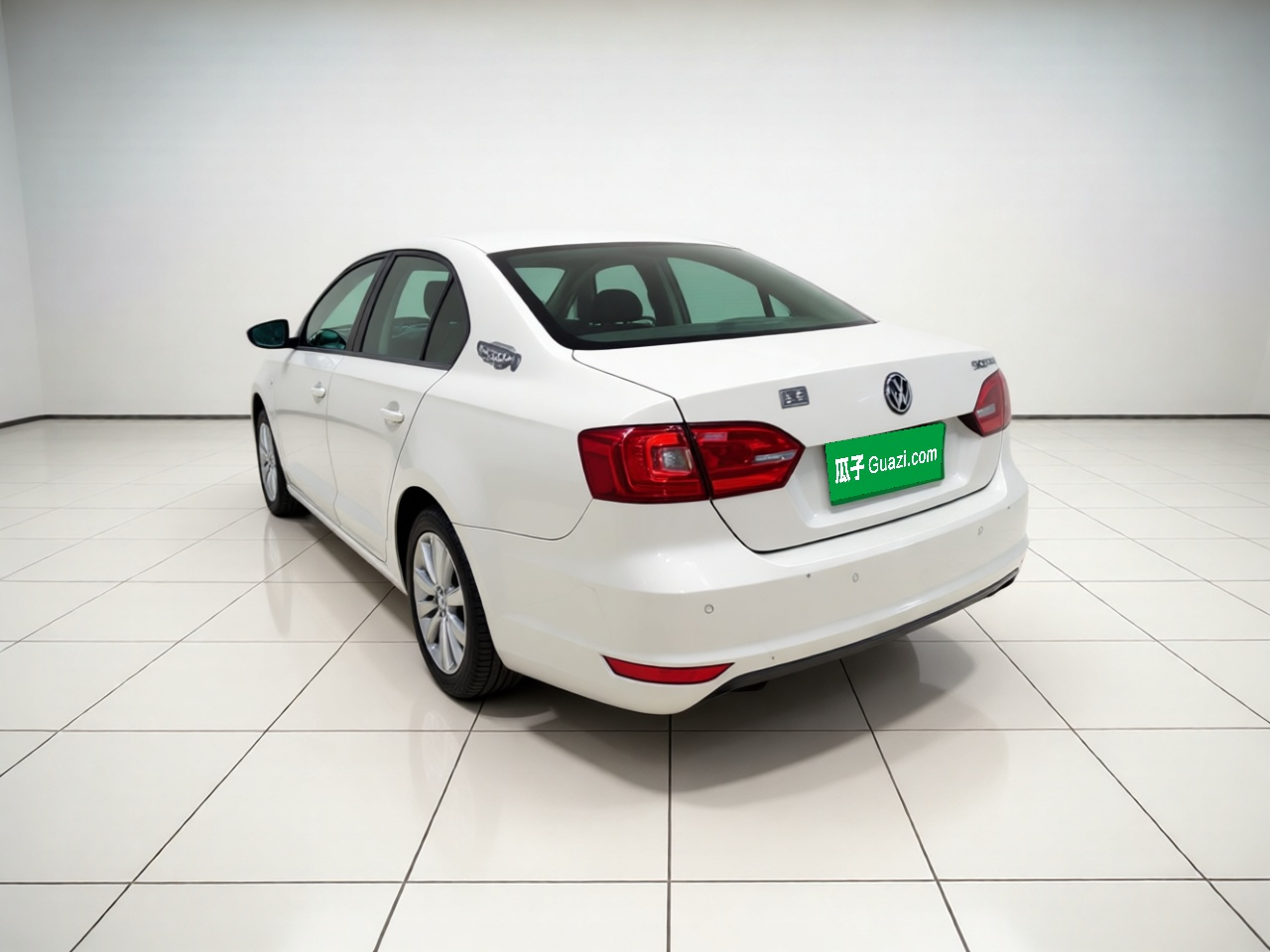 Sagitar 2014 1.6L AT Comfort photo 4