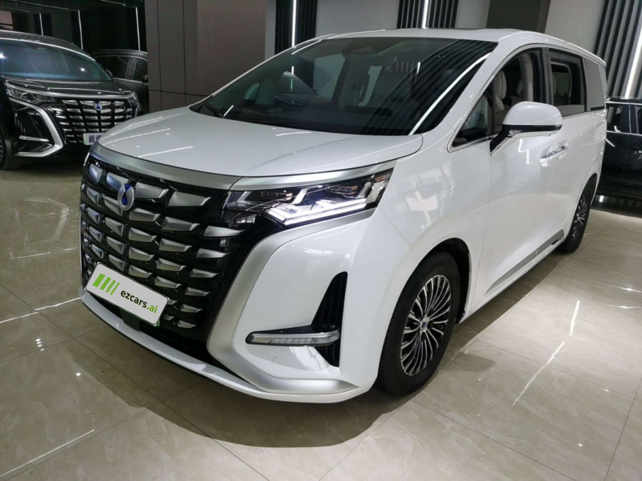D9 2022 DM-i 970 AWD Noble