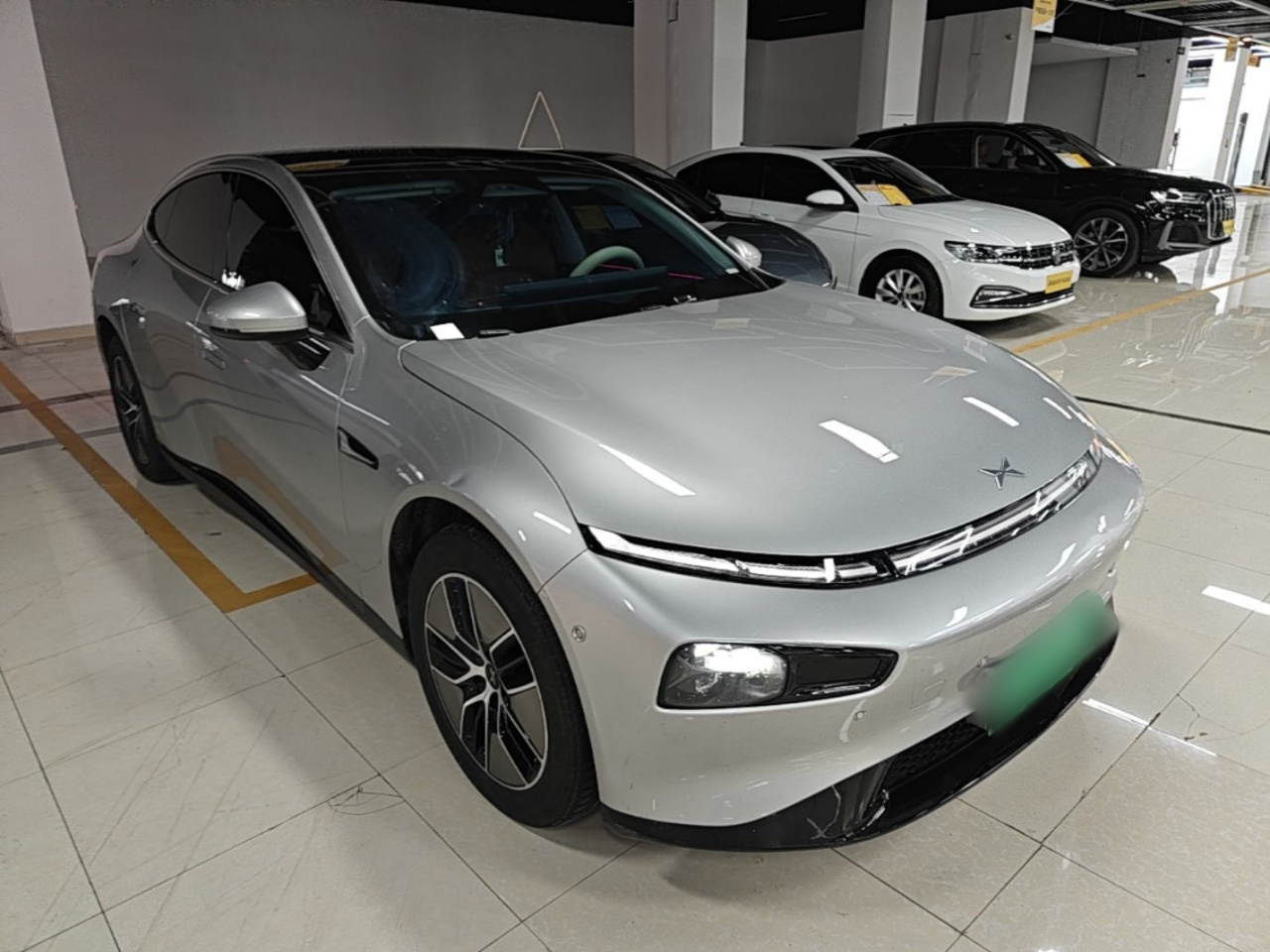 P7 2023 P7i 702 Pro photo 5