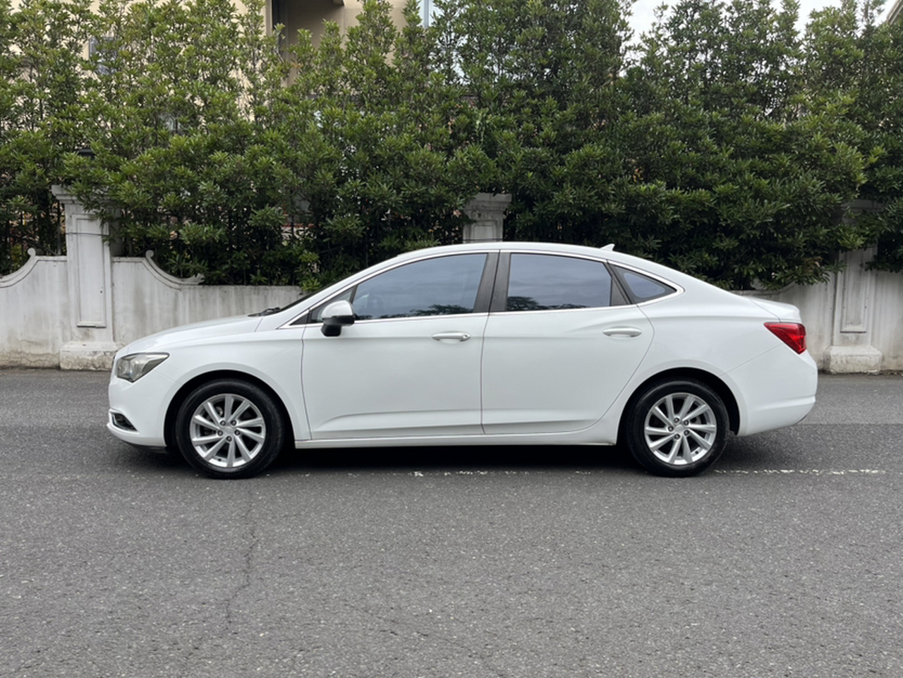 Verano 2017 Sedan 15S AT Progressive photo 2