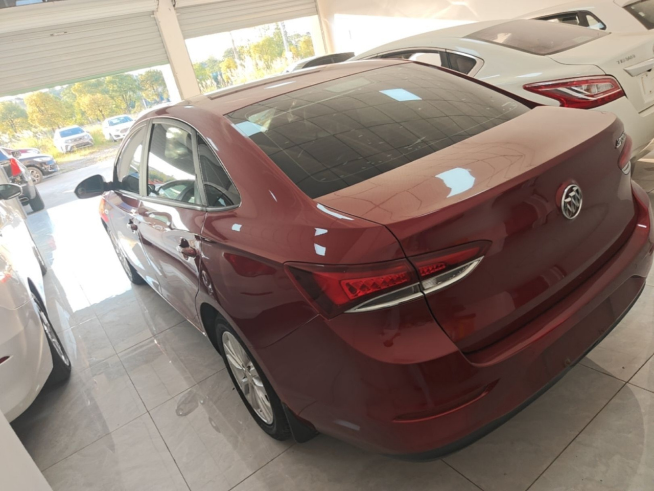 Excelle 2021 Facelift Classic 1.5L AT Elite photo 4