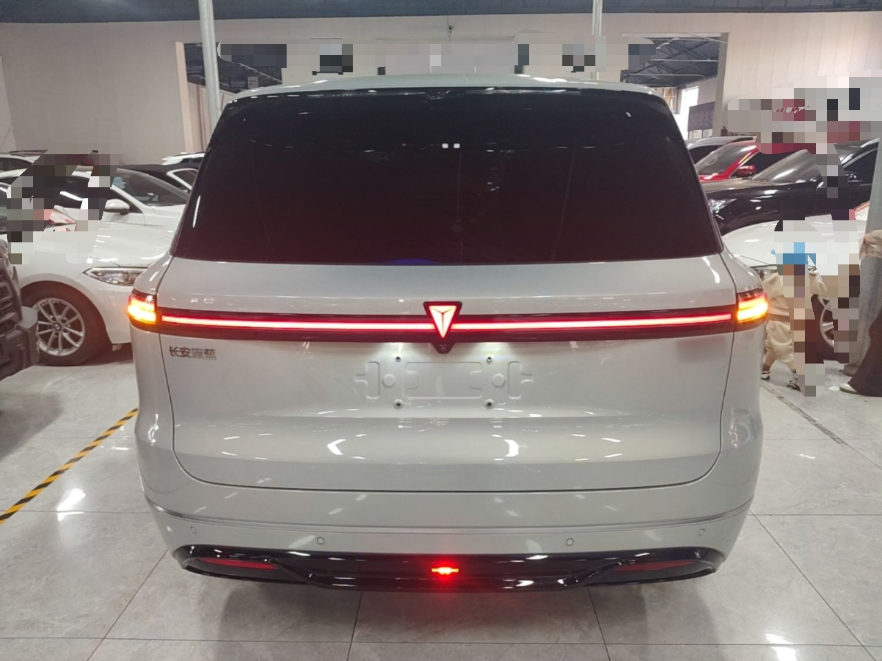 Deepal S09 2025 AWD Ultra+ photo 5