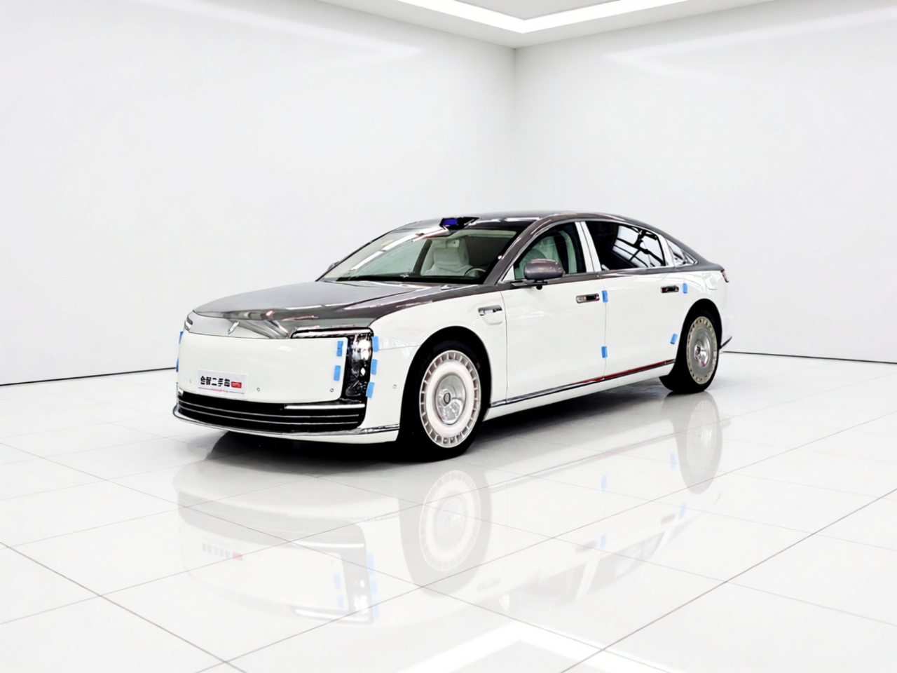 HIMA Maextro S800 2025 EREV Starlight Executive 4-Seater 192-Line LiDAR