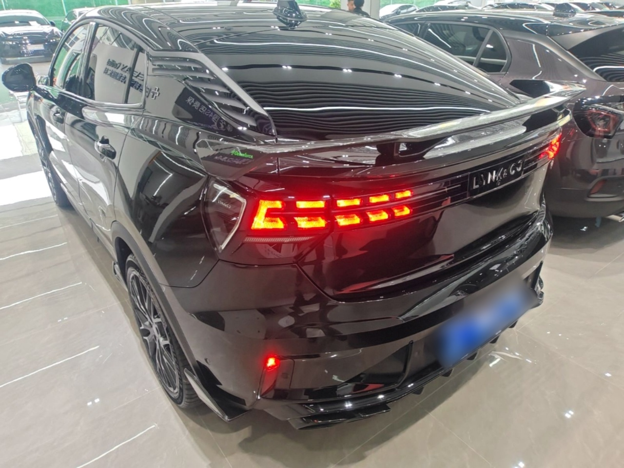 05 2023 05+ 2.0TD AWD Explorer photo 4