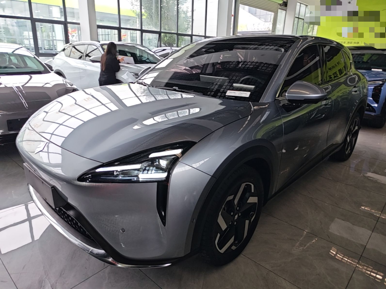 2024 600km EV