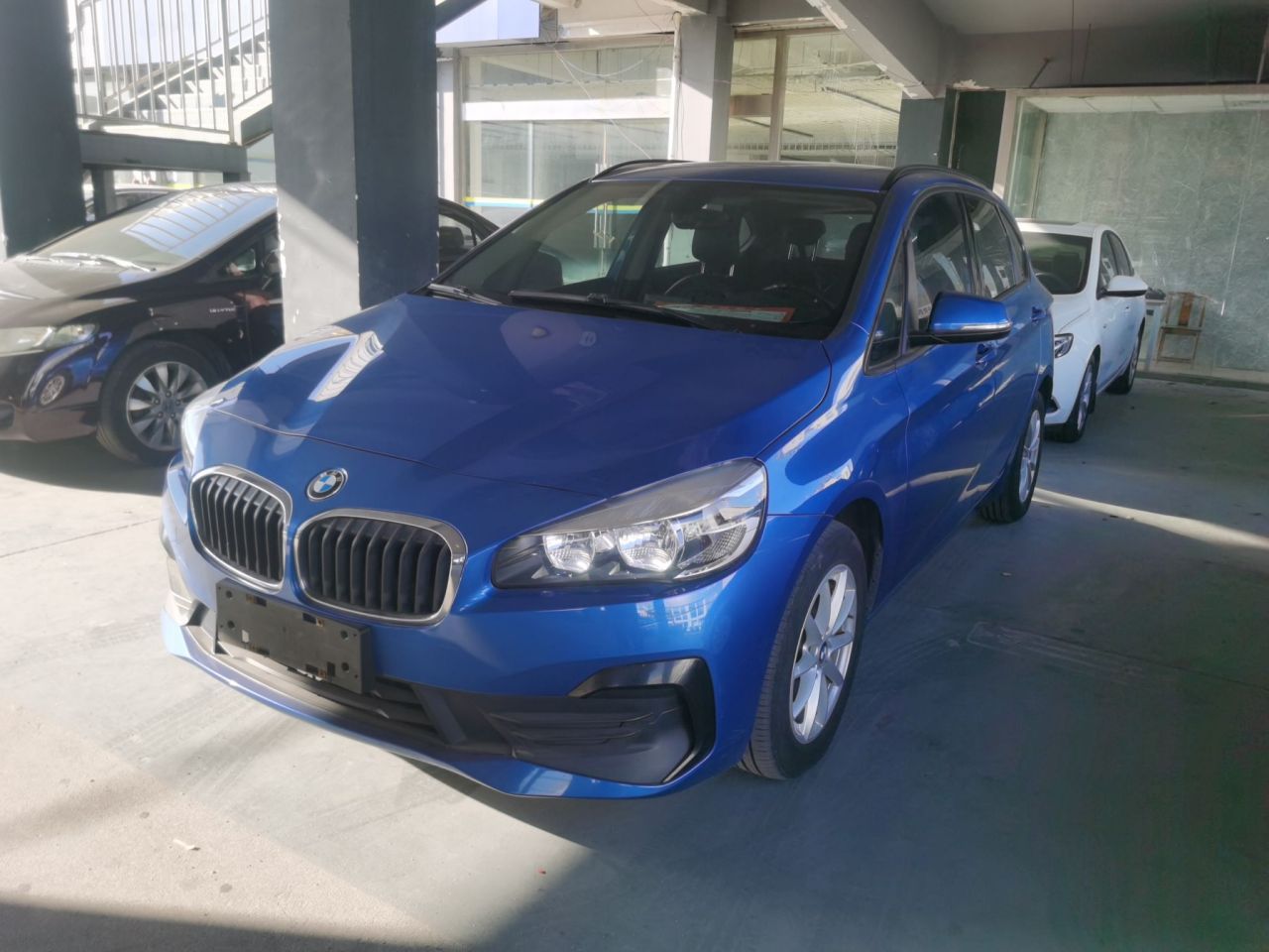 2 Series Wagon 2018 218i Fashion