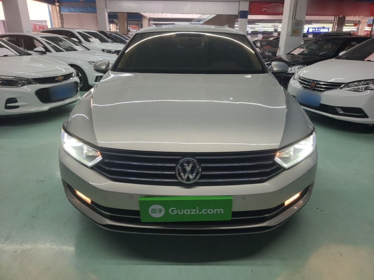 Magotan 2018 330TSI DSG Leading photo 2