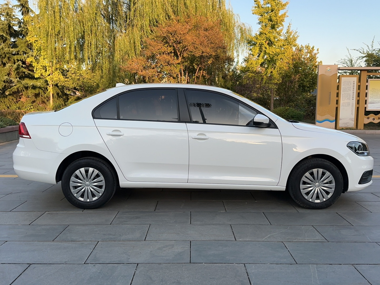 Santana 2021 1.5L MT photo 4