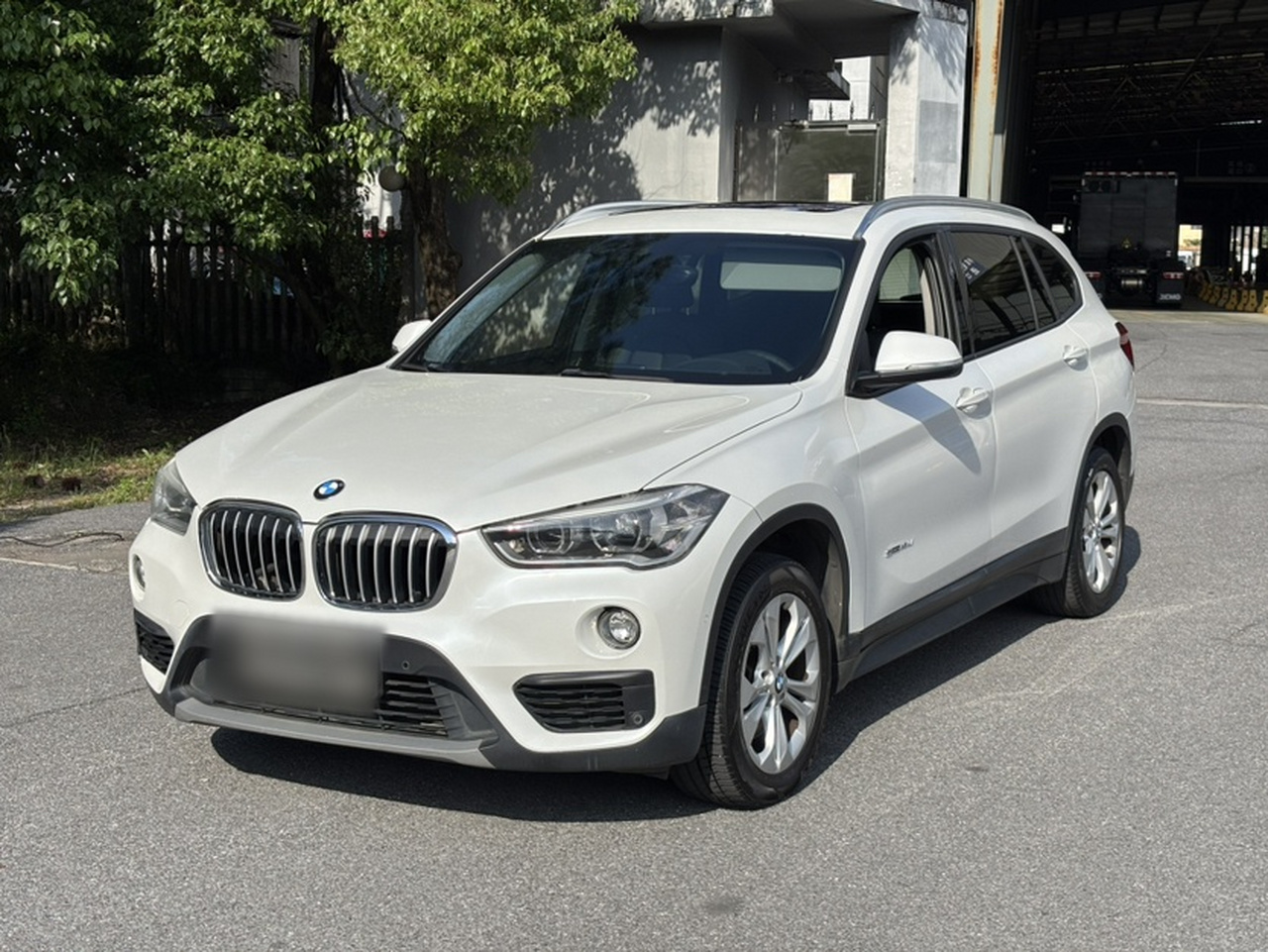 X1 2016 sDrive18Li Exclusive