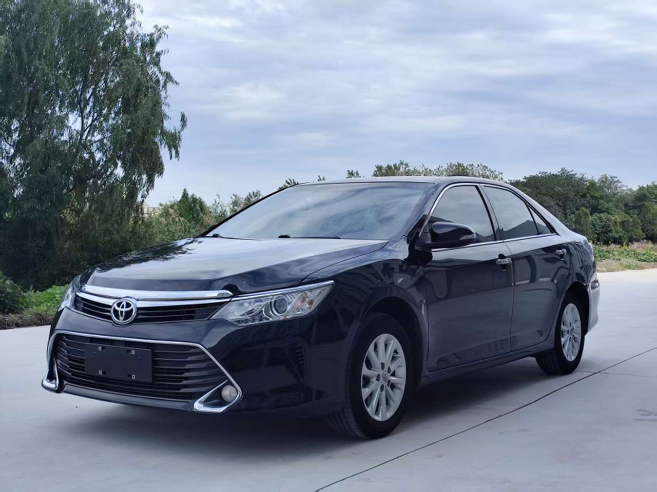 Camry 2016 2.0G Leading