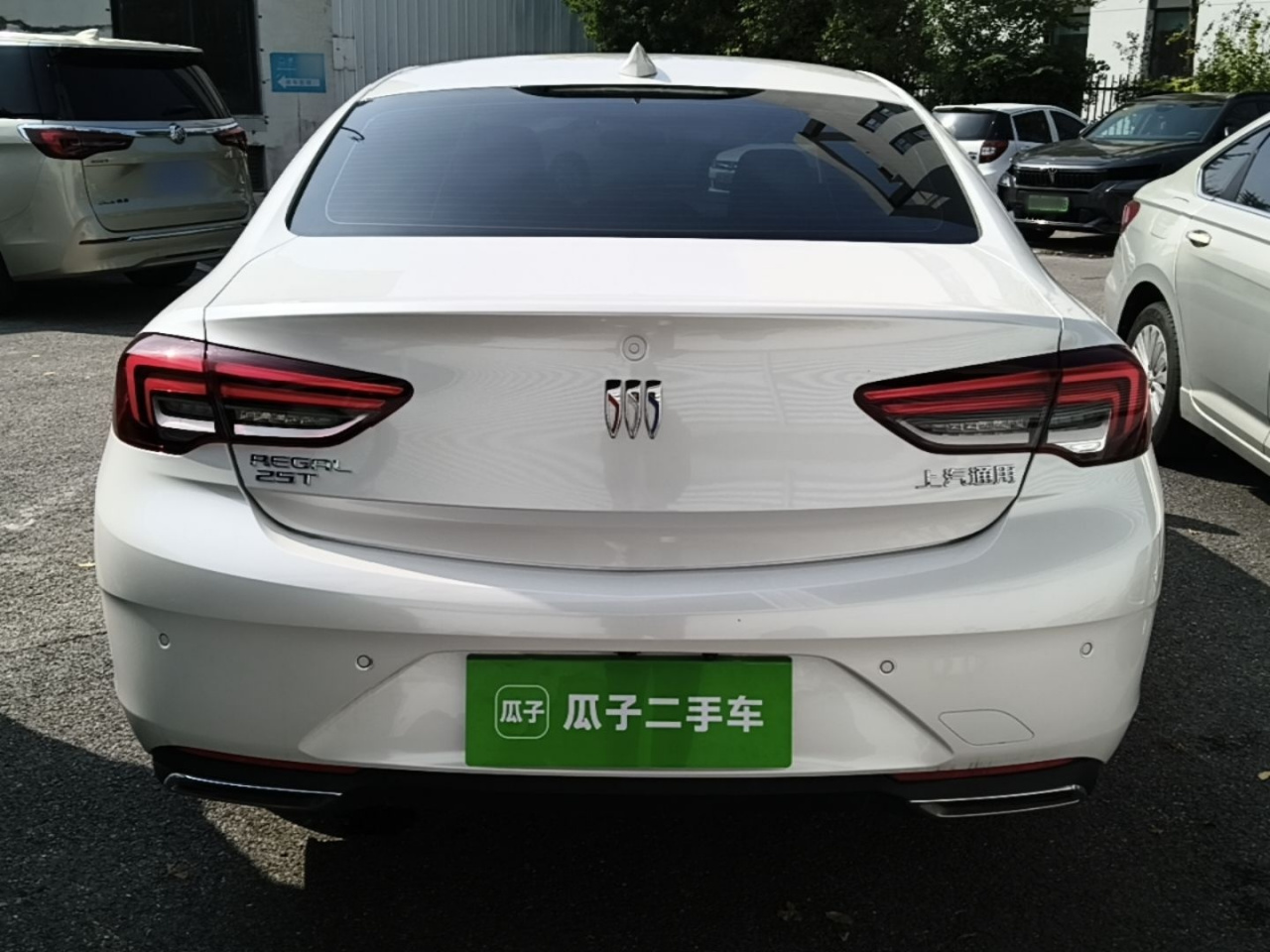 Regal 2024 Facelift 25T photo 3