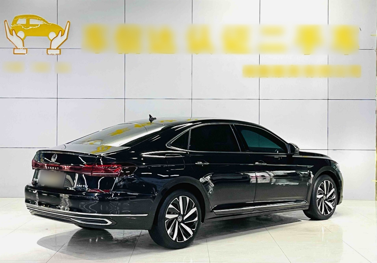 Passat 2023 330TSI Luxury photo 4