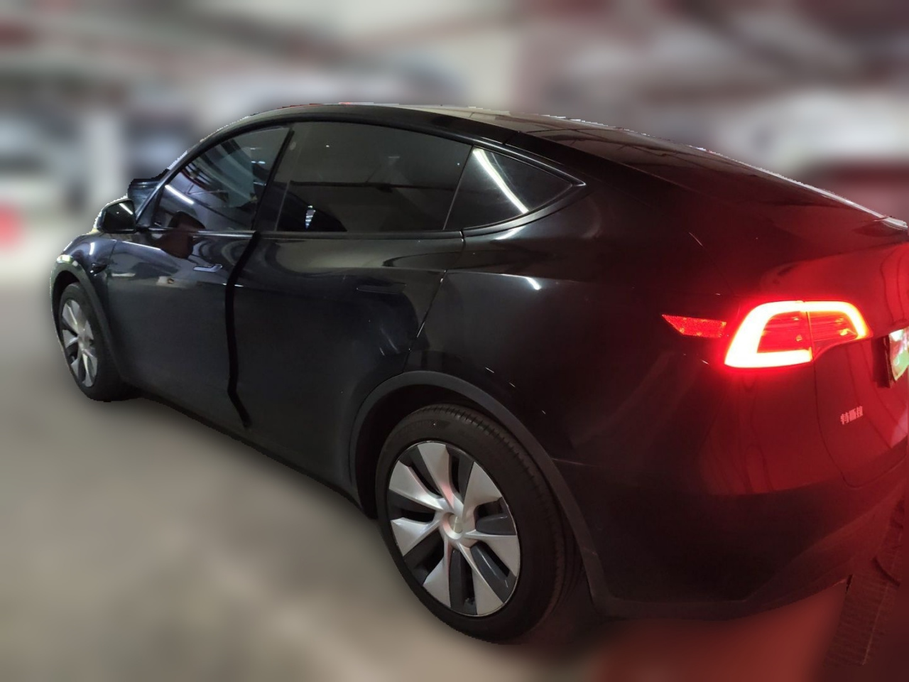 Model Y 2022 Facelift RWD photo 4