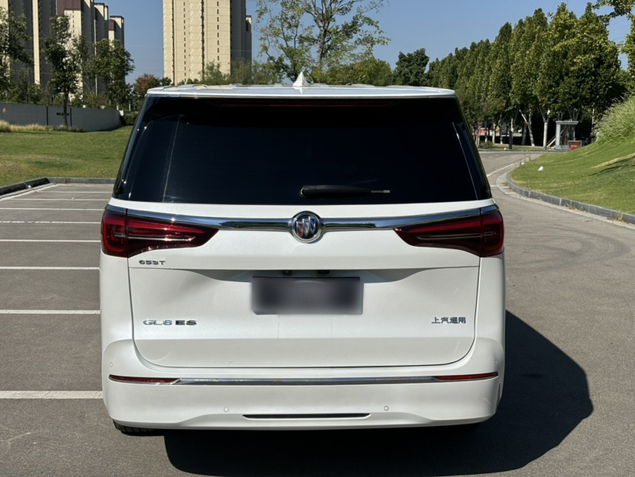 GL8 2020 ES 653T Luxury photo 4