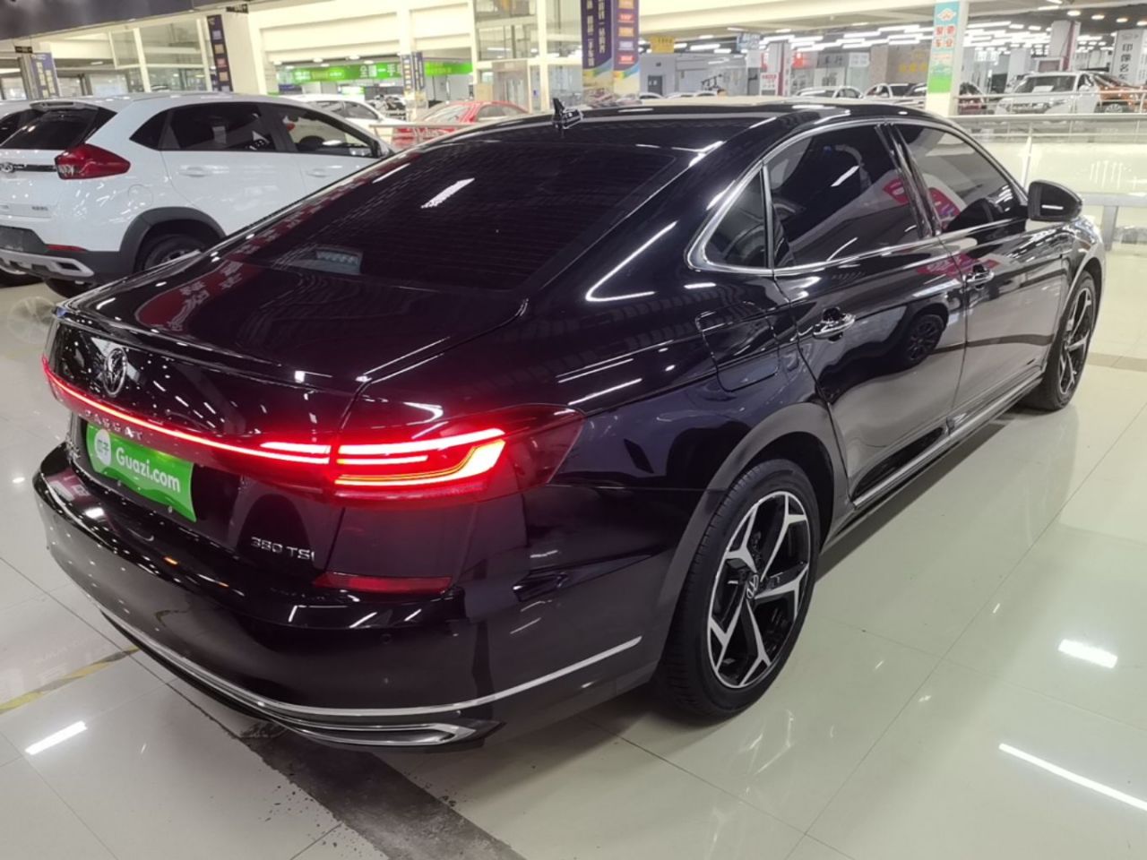 Passat 2025 380TSI photo 4