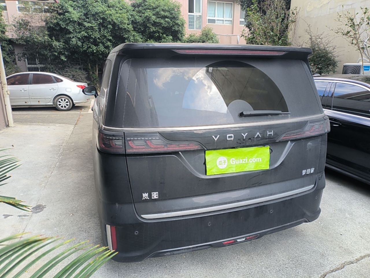 Voyah Dreamer 2022 0 + Smart 475km photo 4