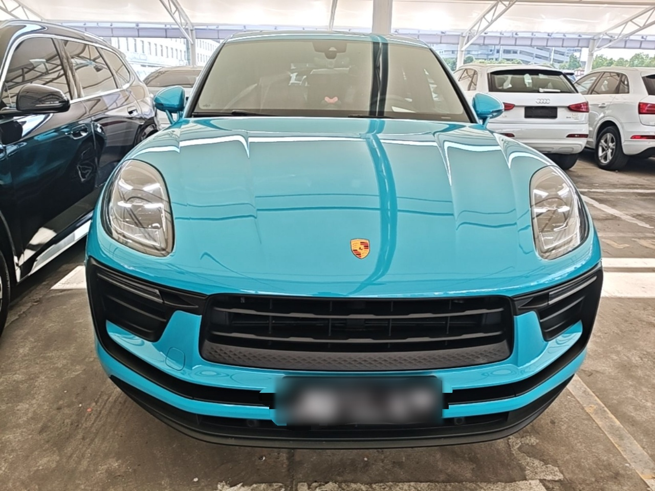 2022 Macan 2.0T photo 2