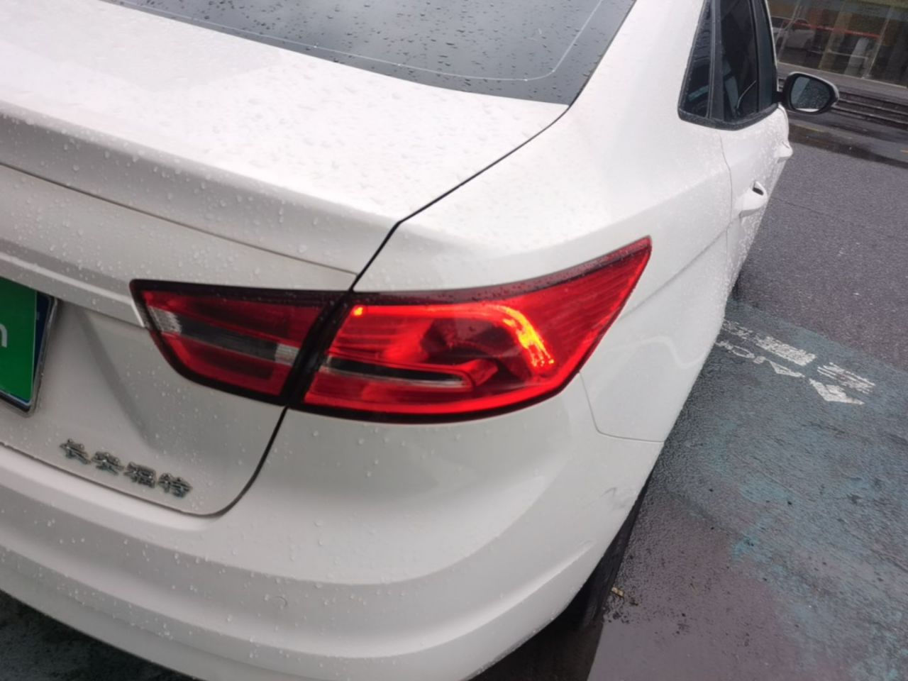 Escort 2017 Facelift 1.5L AT Comfort photo 2