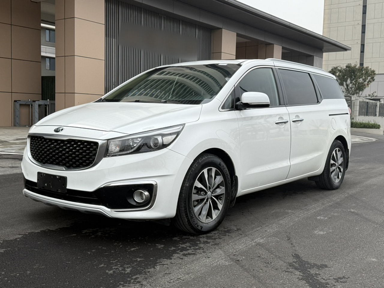 Carnival Imported 2015 3.3GDI Luxury China V