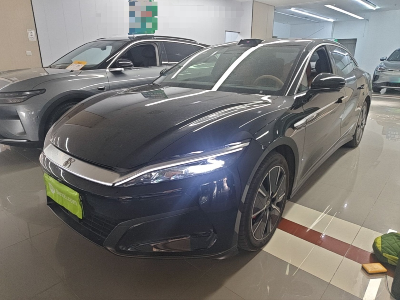Han L 2025 DM-i 200KM LiDAR Flagship