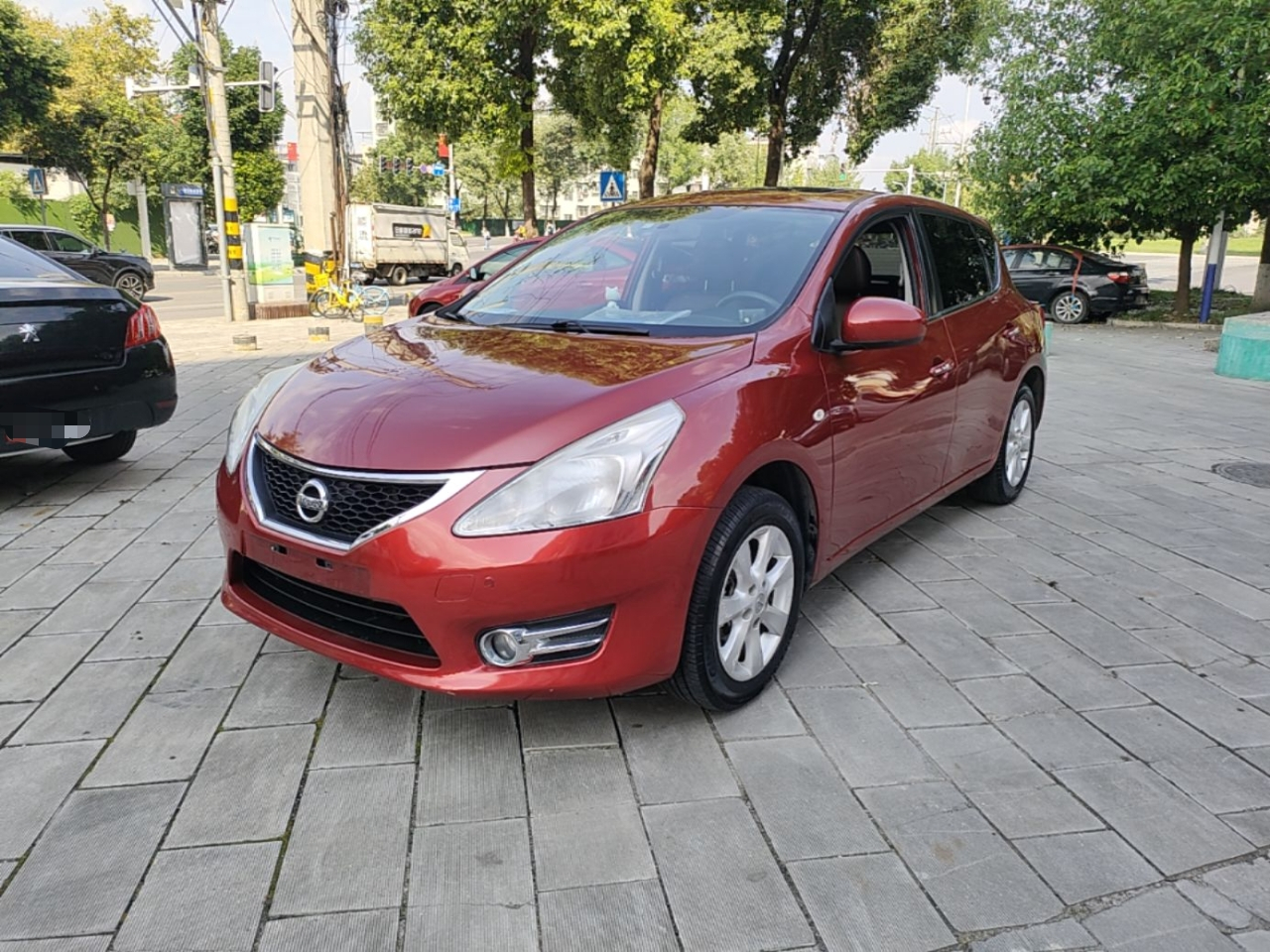 Tiida 2013 1.6L CVT