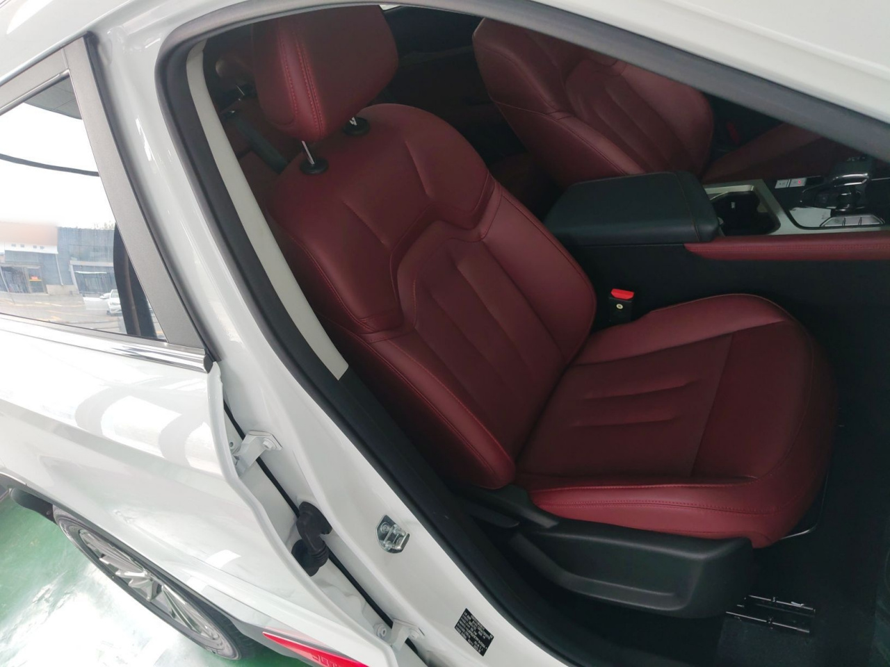 X70 2023 1.5T DCT PRO+ 5-Seater photo 4