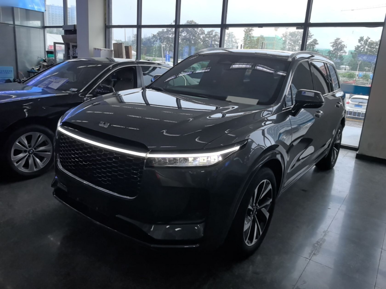 Li Auto ONE 2021 EREV 6-Seater