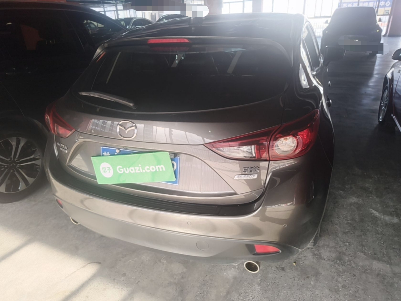 3 Axela 2014 Hatchback 2.0L AT Flagship photo 5