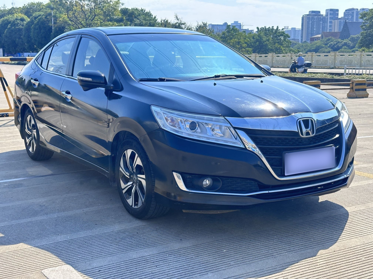 Crider 2016 1.8L CVT Luxury photo 4
