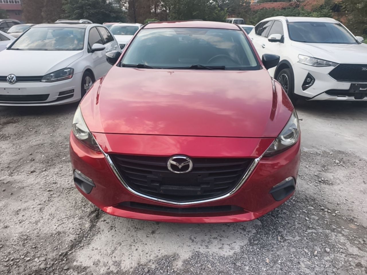3 Axela 2014 Sedan 1.5L AT Comfort photo 2