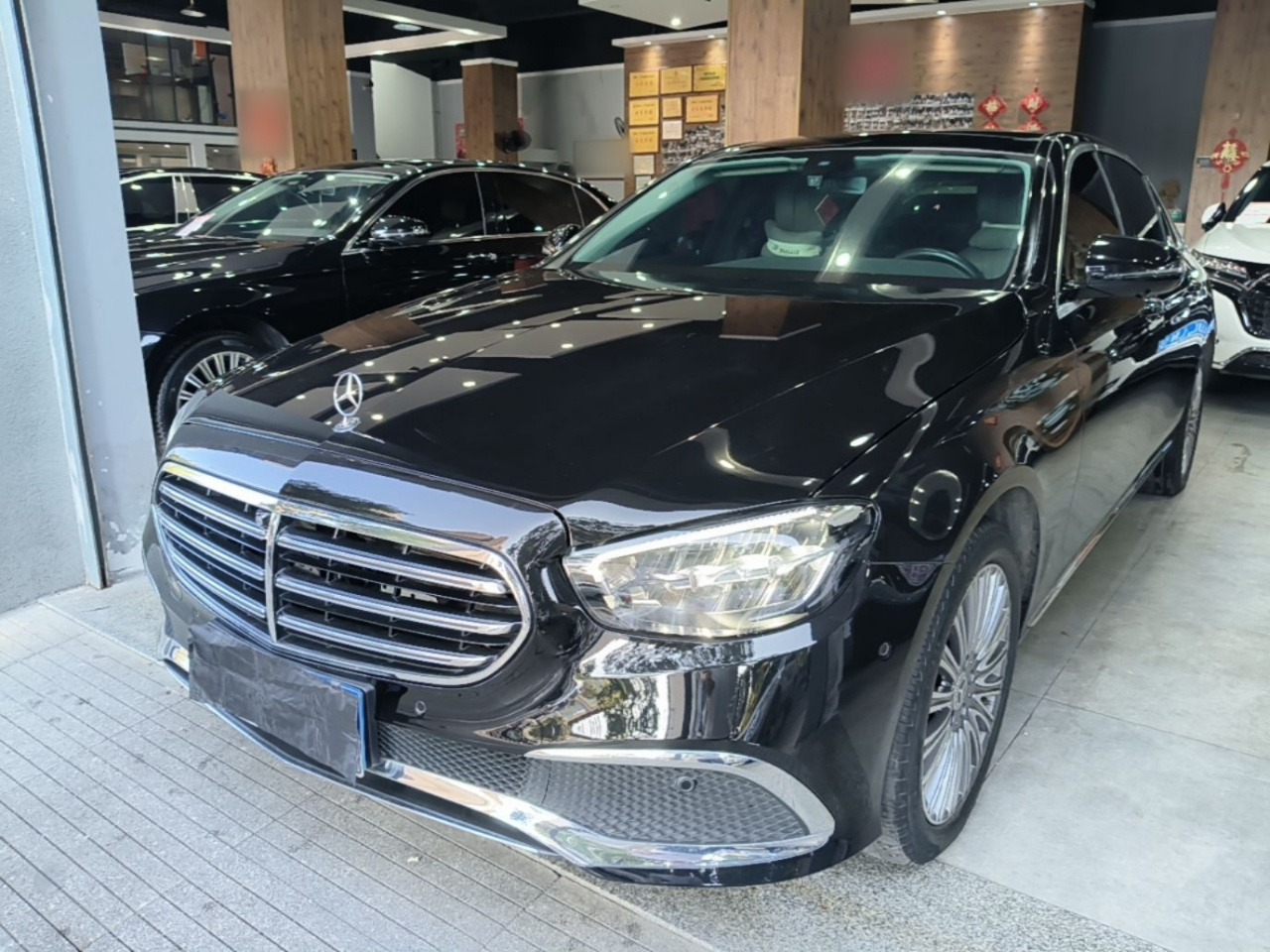 E-Class 2023 E 300 L Luxury