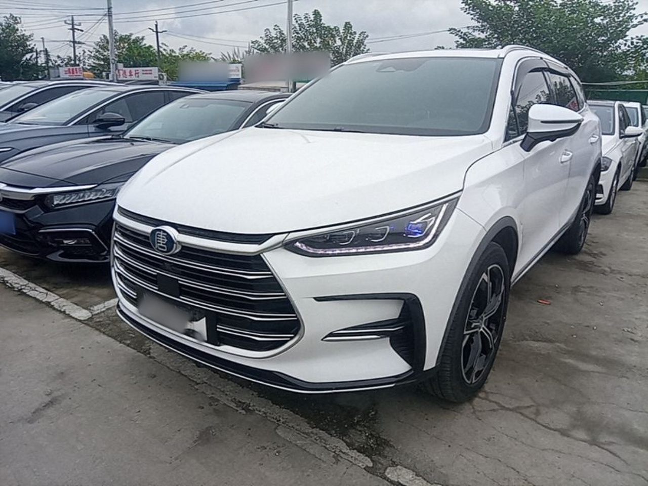 Tang EV 2021 DM-i 112KM Noble