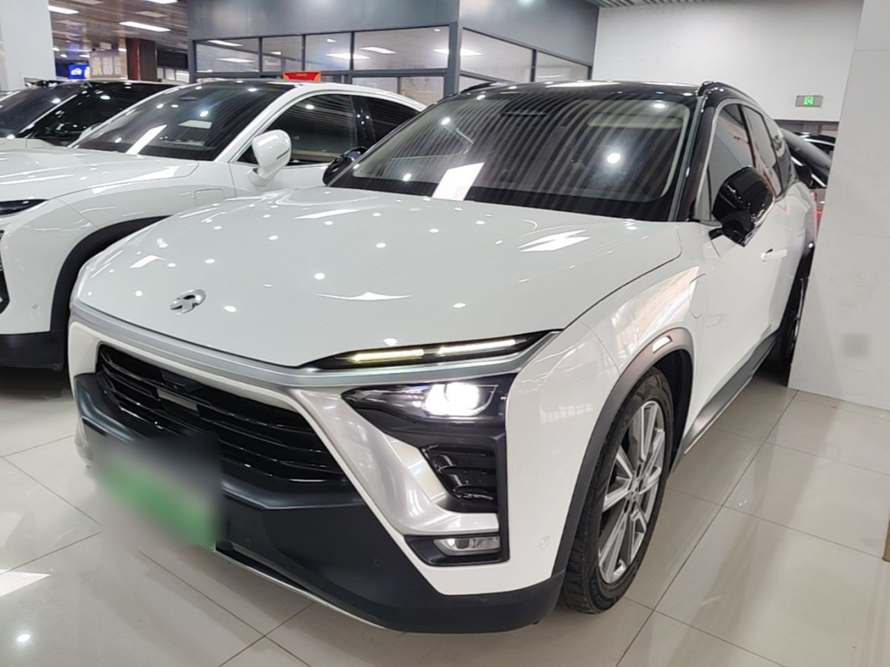 ES8 2018 355KM 6-Seater