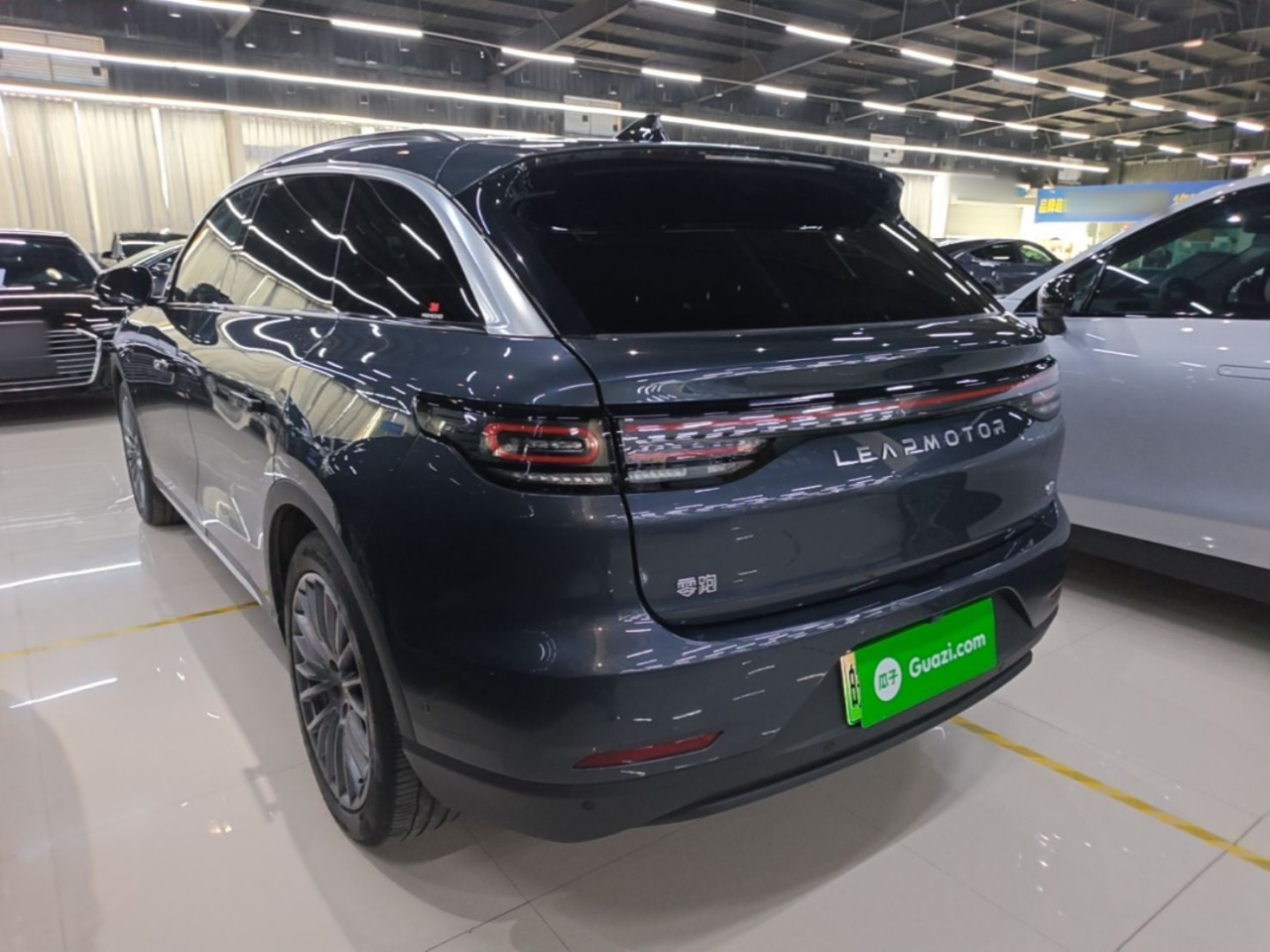 Leapmotor C11 2024 EV 580 Exclusive photo 4