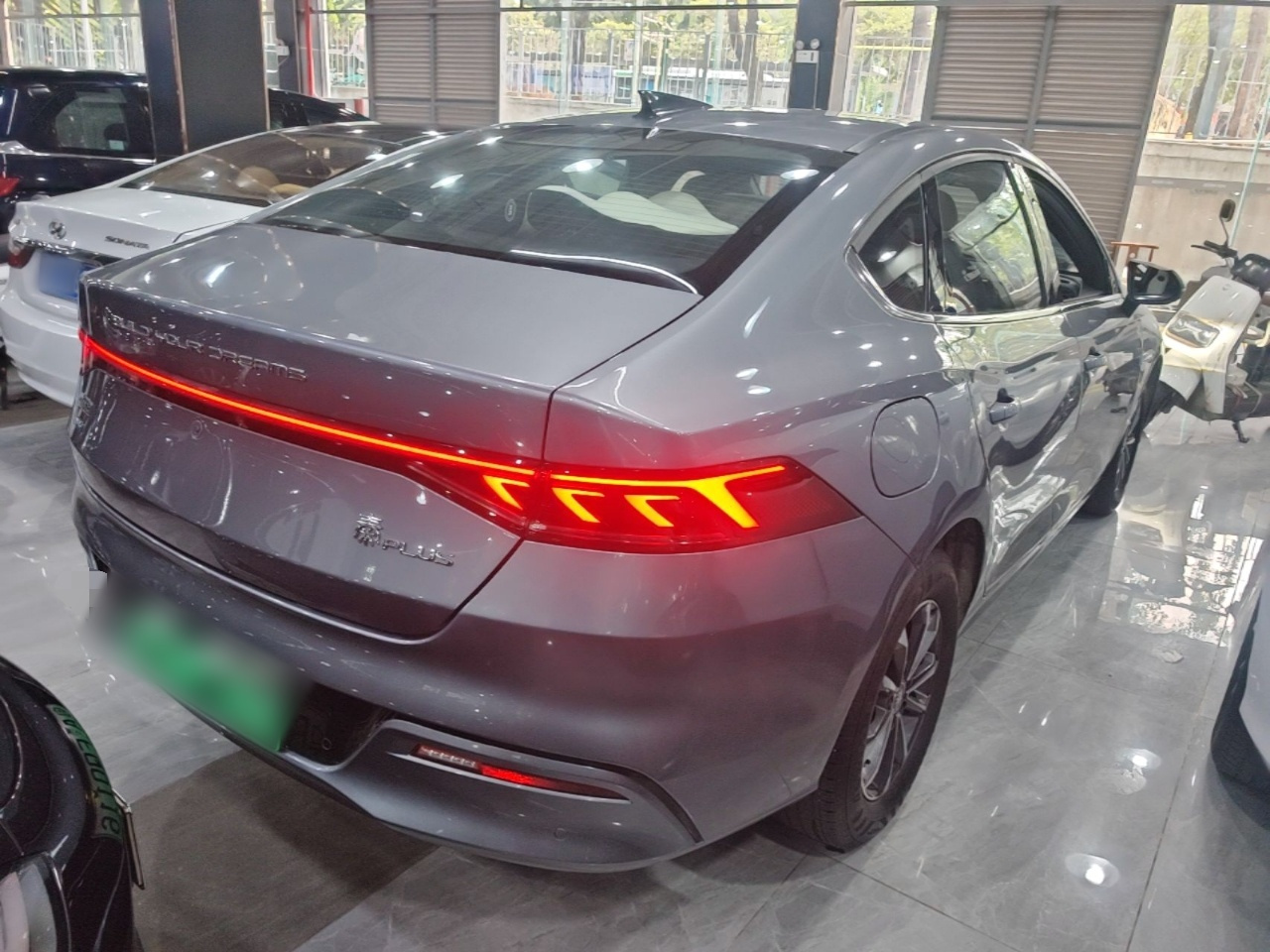 Qin PLUS 2024 Honor DM-i 55KM Leading photo 4