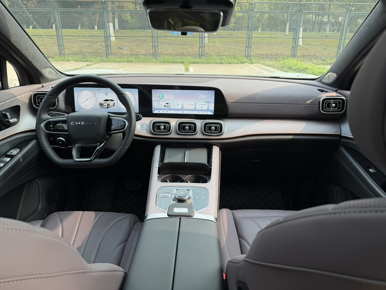 Tiggo 9 2025 2.0T AT RWD Exclusive 5-Seater photo 2