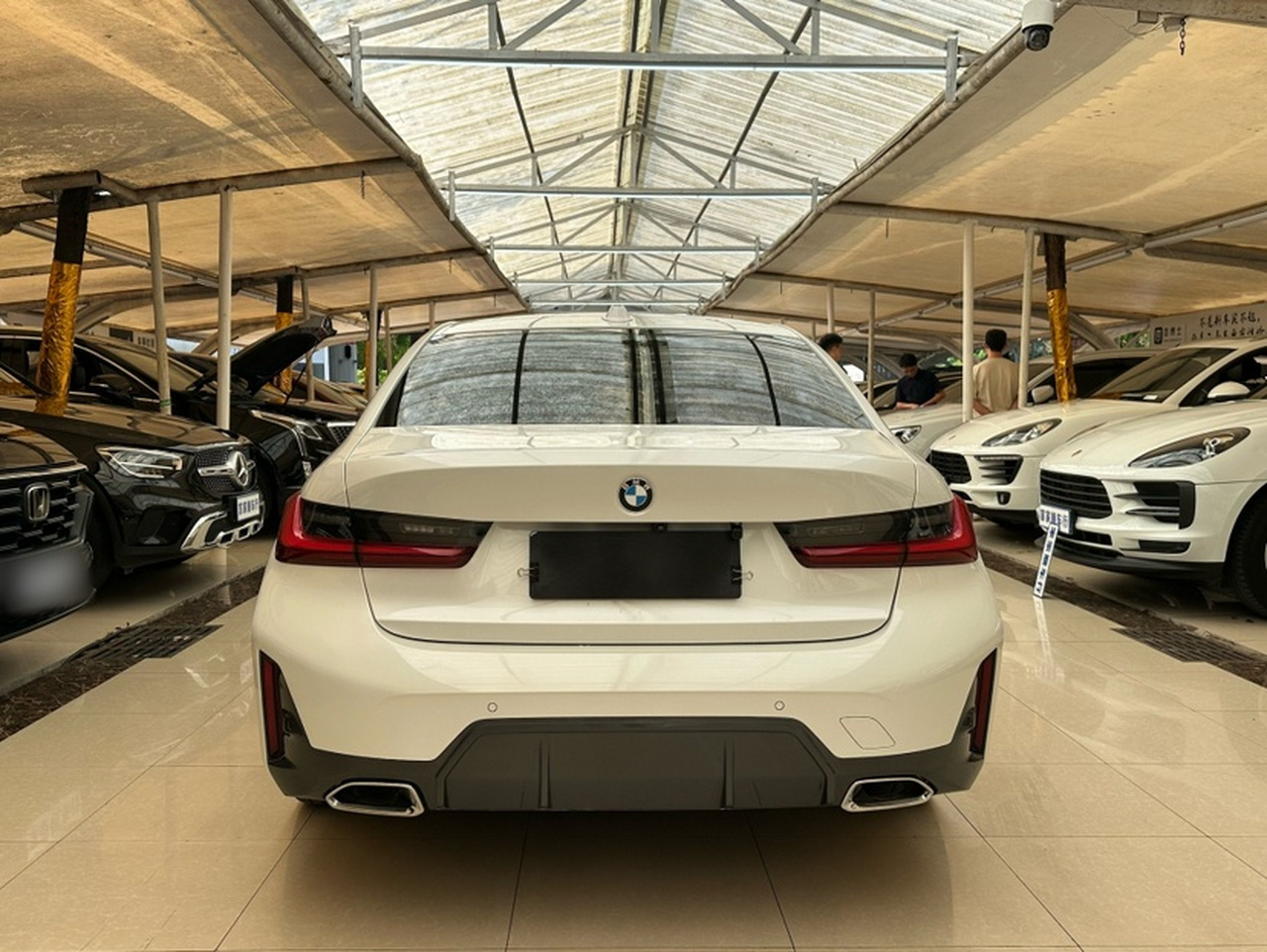 3 Series 2024 325Li M Sport Package photo 2