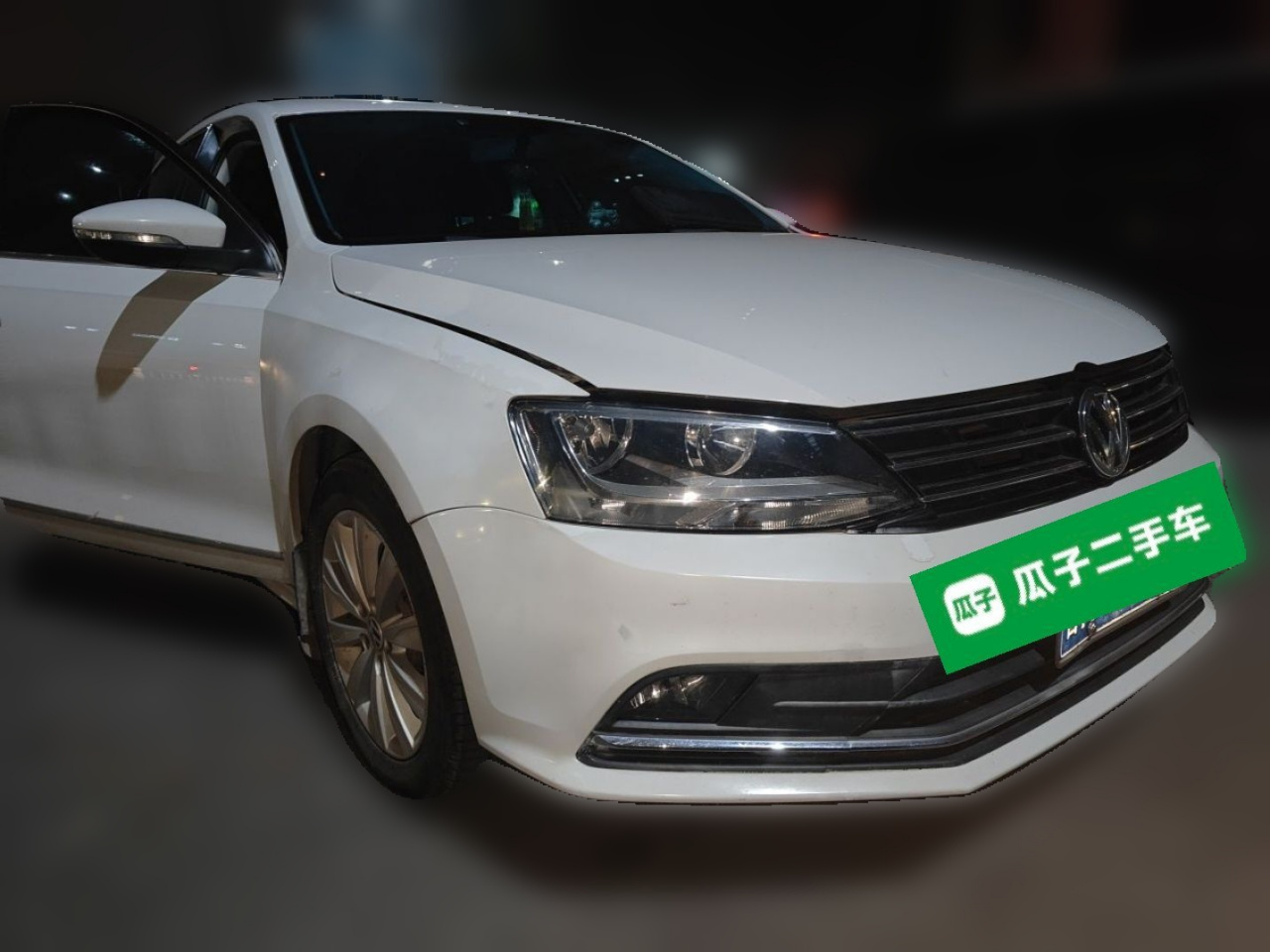 Sagitar 2015 1.6L AT Comfort photo 3