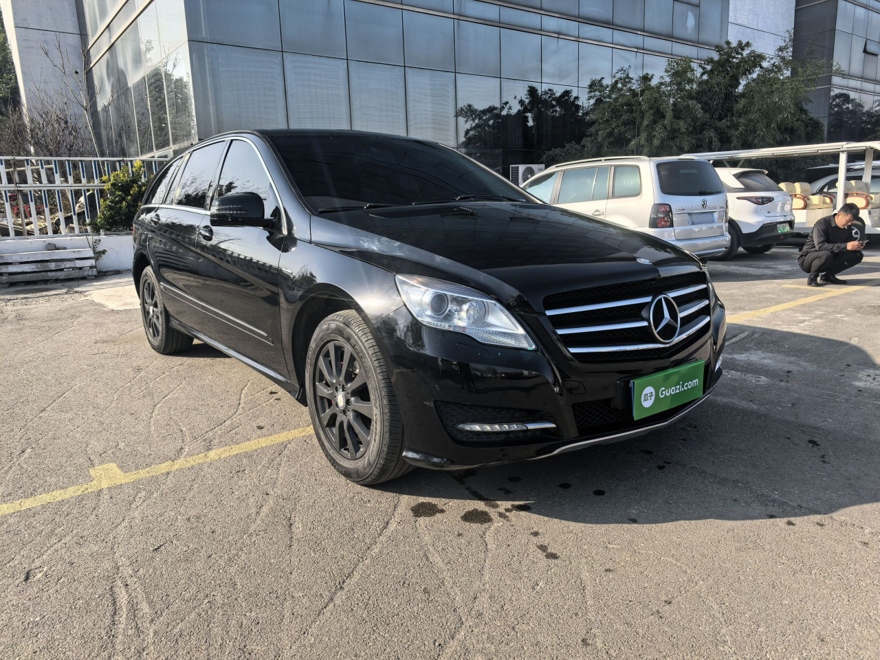 R-Class 2017 R 320 4MATIC Business Edition photo 2