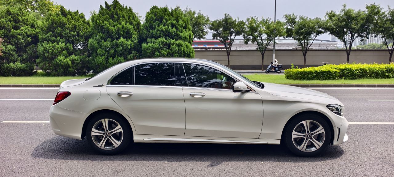 C-Class 2020 C 260 L Sport photo 4