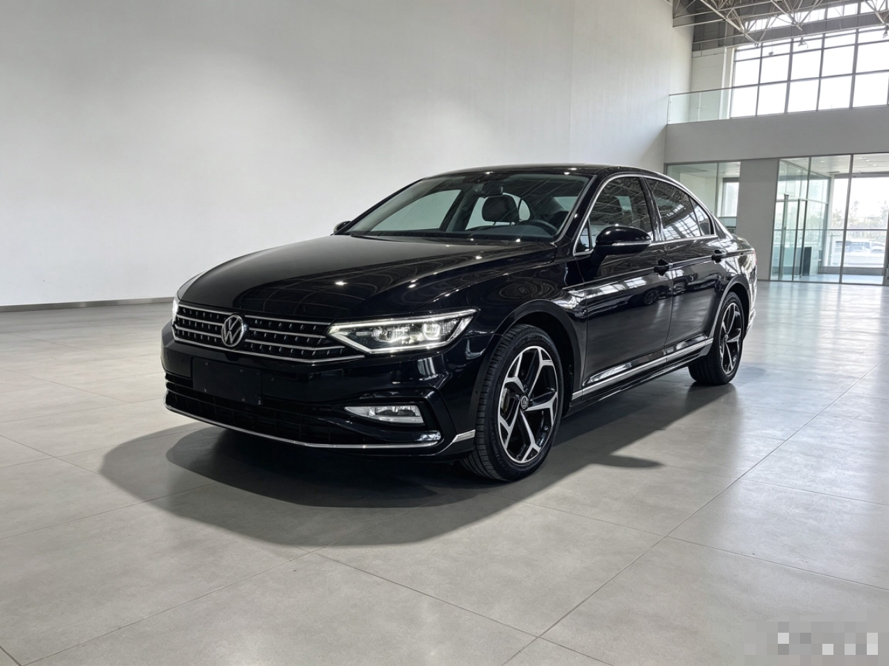 Magotan 2023 200 Anniversary Edition 330TSI DSG Leading