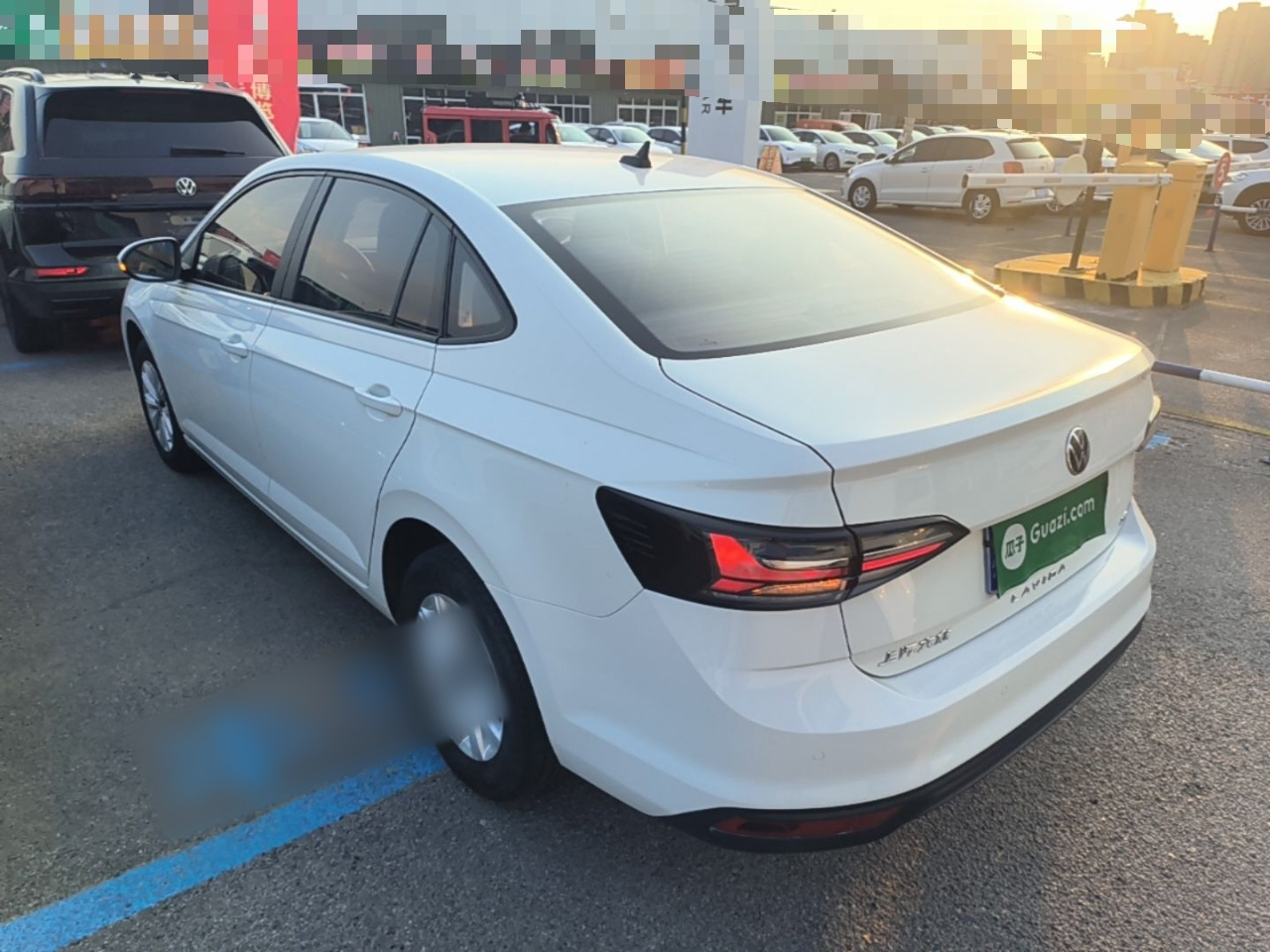Lavida 2023 1.5L AT photo 4